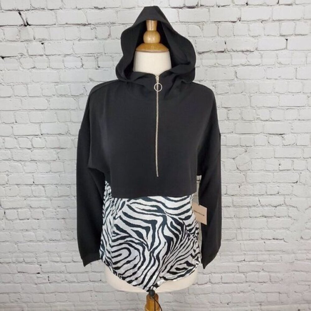 NWT SUPERDOWN 𝅺SUPERDOWN Tilly Zip up Jacket Black Zebra print S - Picture 3 of 10